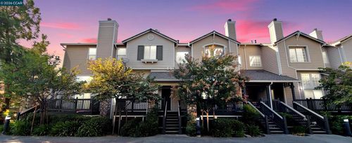 1102 Brooks Range Lndg, San Jose, CA, 95131-3803 | Card Image