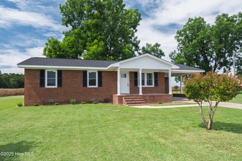 186 Charlie Frederick Rd, Warsaw, NC, 28398-8006 | Card Image