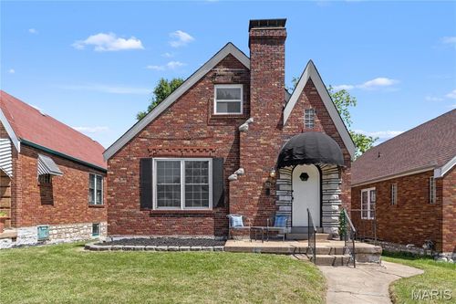8624 Riverview Blvd, Saint Louis, MO, 63147-1324 | Card Image