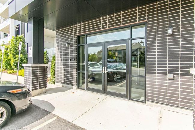 205 - 249 Grey Silo Rd, House attached with 2 bedrooms, 2 bathrooms and 1 parking in Waterloo ON | Image 4