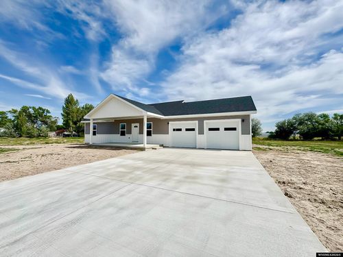 1307 N Broadway Ave, Riverton, WY, 82501 | Card Image