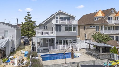 15 Halsey Dr, Brick, NJ, 08723-7510 | Card Image