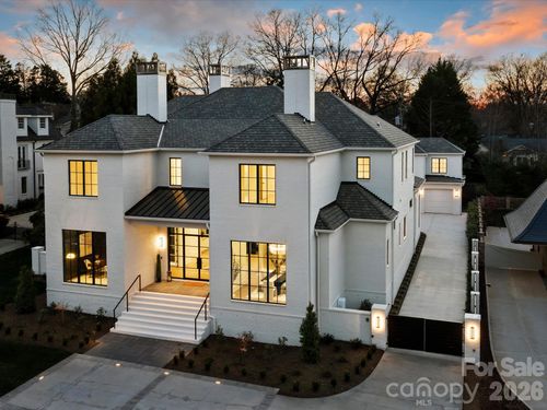 1436 Queens Rd W, Charlotte, NC, 28207-2116 | Card Image