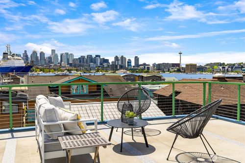 apt-e-2031 Fairview Ave E, Seattle, WA, 98102-3571 | Card Image