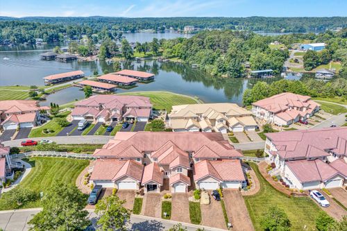 1066 Siesta Key Ct, Moneta, VA, 24121-6295 | Card Image