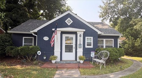 7943 Carlton St, Norfolk, VA, 23518-3907 | Card Image
