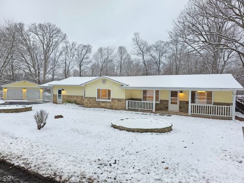 9378 Green Rd, Trafalgar, IN, 46181-9428 | Card Image