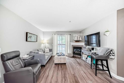 205-1811 34 Avenue Sw, Calgary, AB, T2T2B9 | Card Image