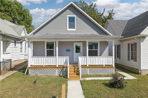 1207 S 23rd St, Saint Joseph, MO, 64507-1645 | Card Image