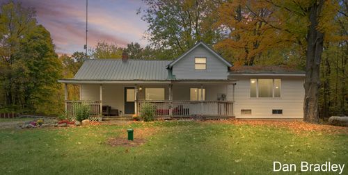 4299 N Grow Rd, Stanton, MI, 48888-9491 | Card Image