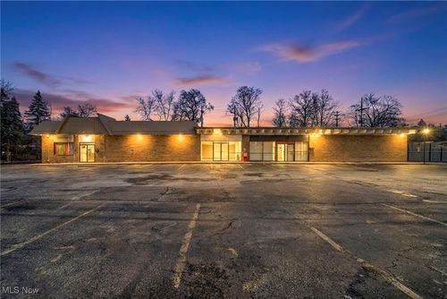 397 Broadway Avenue, Bedford, OH, 44146 | Card Image