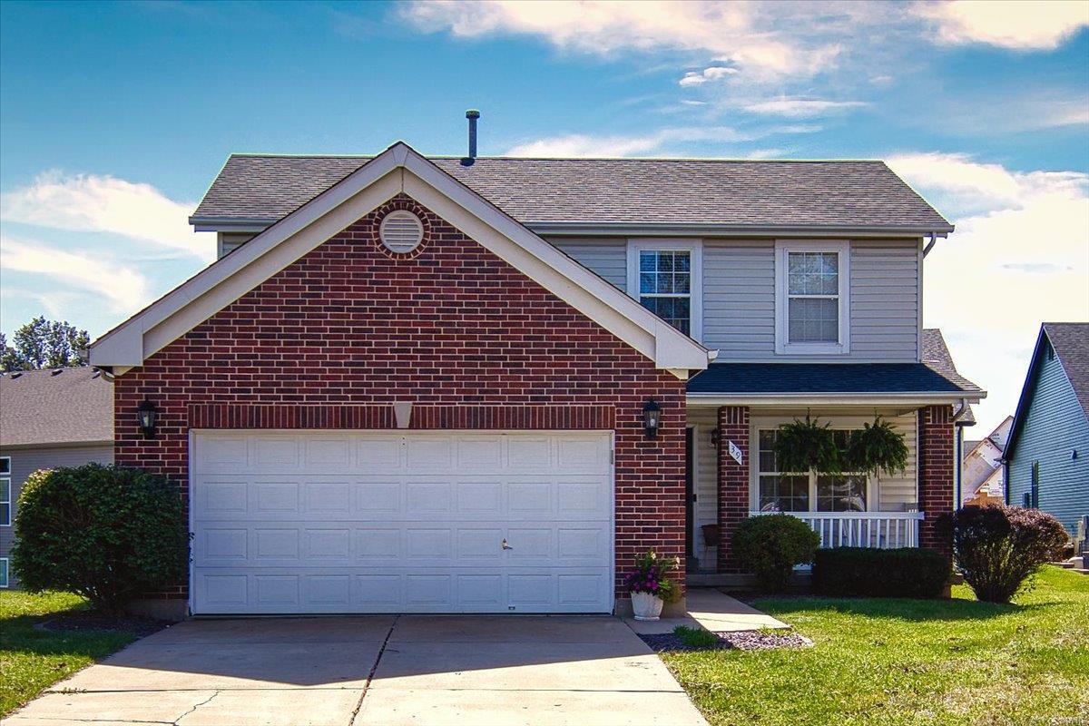 Glastonbury Ct, Lake Saint Louis, MO 63367