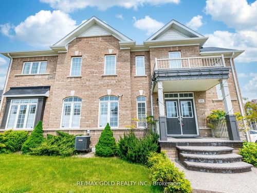 359 Robert Parkinson Dr, Brampton, ON, L7A4C4 | Card Image