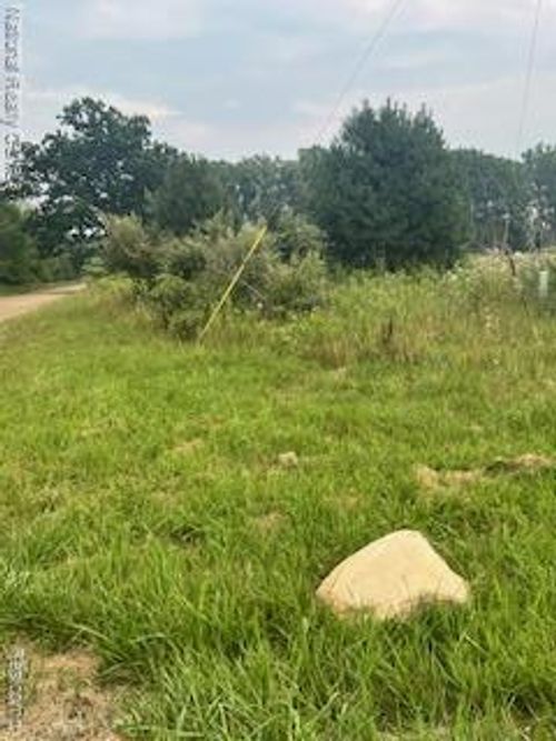 00 Stow Rd, Webberville, MI, 48892 | Card Image