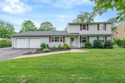 6 Halsey Manor Rd, Manorville, NY, 11949-2815 | Card Image