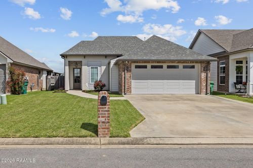 215 Whispering Meadows Rd, Broussard, LA, 70518-7931 | Card Image