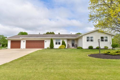 W163N10464 Ridgeview Lane, Germantown, WI, 53022 | Card Image