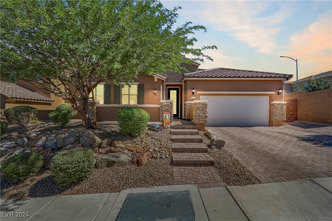 Hillside Peak St, Henderson, NV 89002
