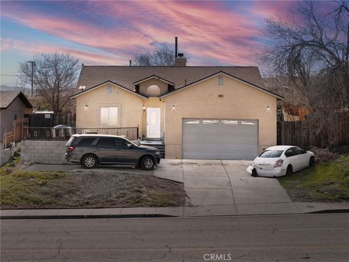 16255 Senecio Ave, Victorville, CA, 92395 | Card Image