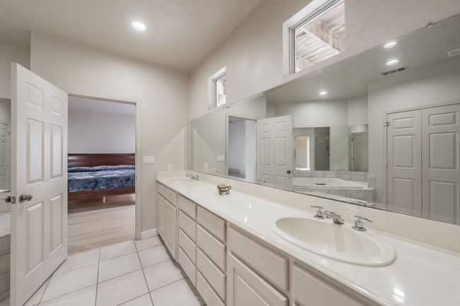 11 Intrepid Cir, House other with 3 bedrooms, 3 bathrooms and null parking in Rockwall TX | Image 26