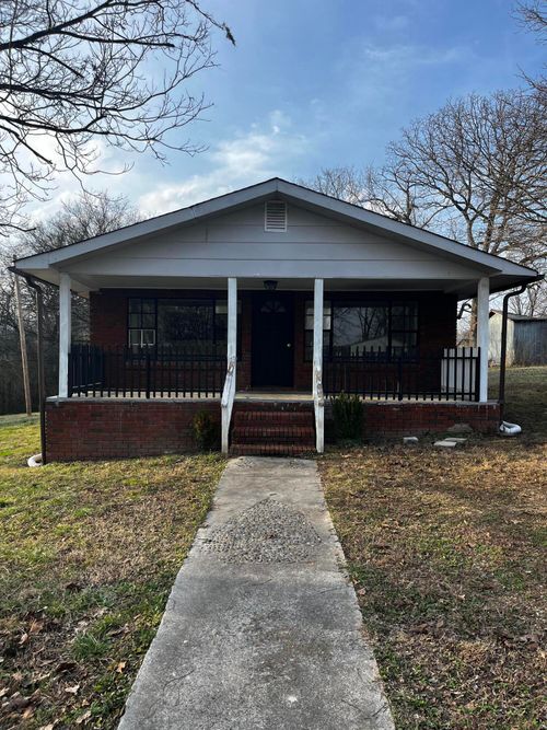 1007 Diamond Ave, Bridgeport, AL, 35740-6205 | Card Image