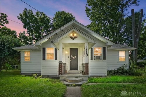 3520 Cozy Camp Rd, Moraine, OH, 45439-1128 | Card Image