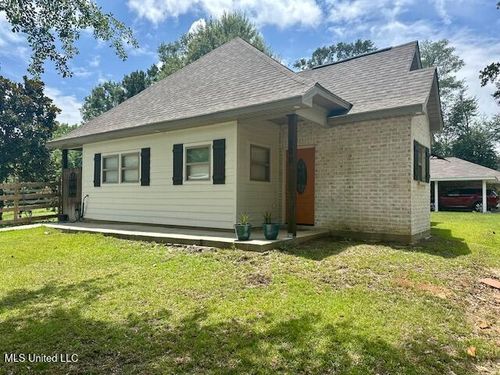 100 S Loftin Ave, Picayune, MS, 39466-4724 | Card Image
