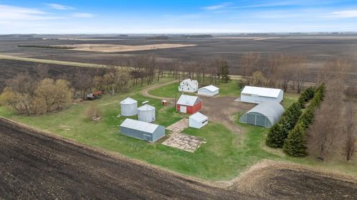 2070 40th Ave Ne, Maynard, MN, 56260-8125 | Card Image