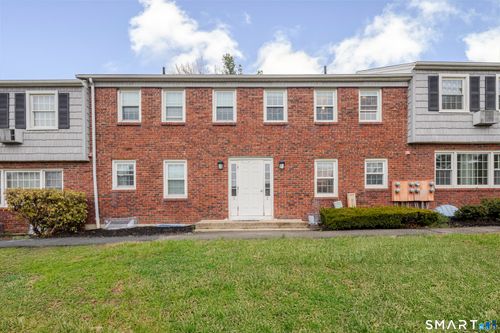 7-7 Old Farms Ln, New Milford, CT, 06776-3737 | Card Image