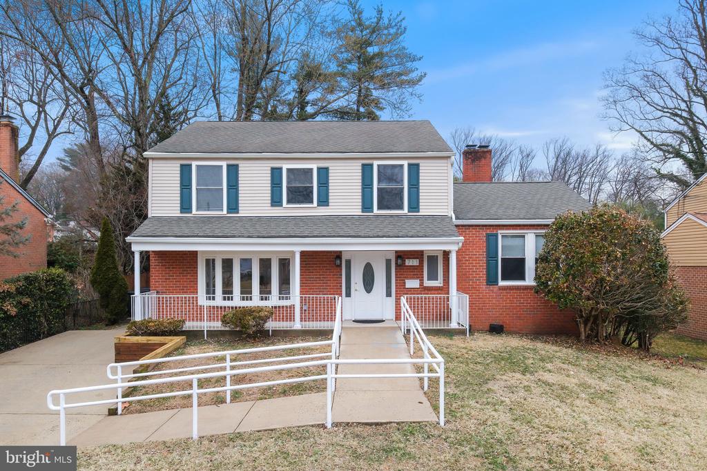 711 Lamberton Dr, Silver Spring, MD 20902
