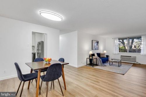 303-2030 N Adams St, ARLINGTON, VA, 22201-3737 | Card Image