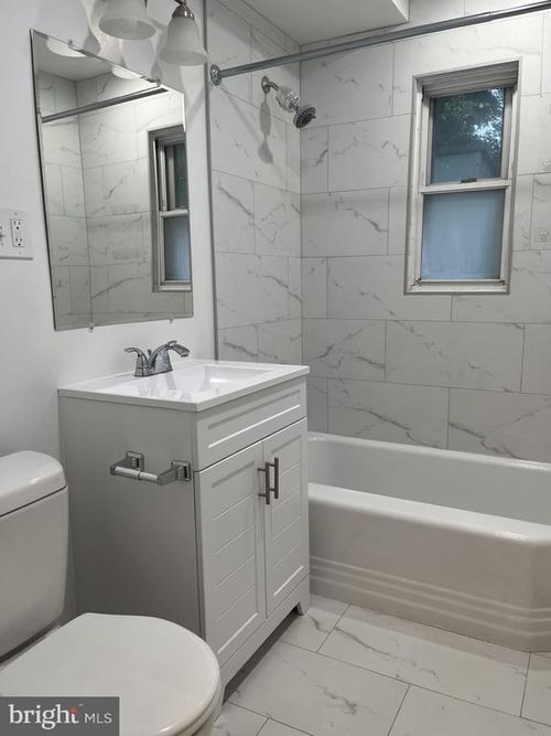 p1-912 Prospect St, TAKOMA PARK, MD, 20912-7368 | Card Image