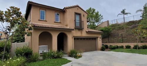 35373 White Camarillo Ln, Fallbrook, CA, 92028-6516 | Card Image