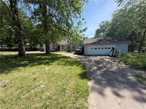 455 W Skelton St, Fayetteville, AR, 72701-7516 | Card Image