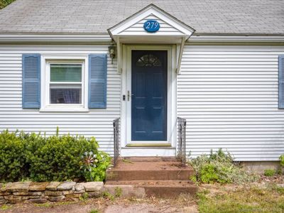 279 Hilliard Street, House other with 2 bedrooms, 1 bathrooms and 3 parking in Manchester CT | Image 2