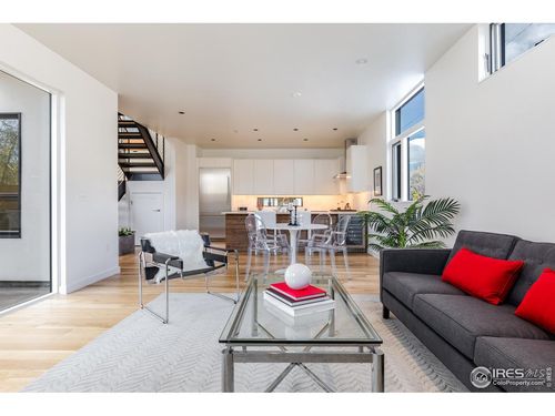 2-2304 Pearl St, Boulder, CO, 80302-4631 | Card Image