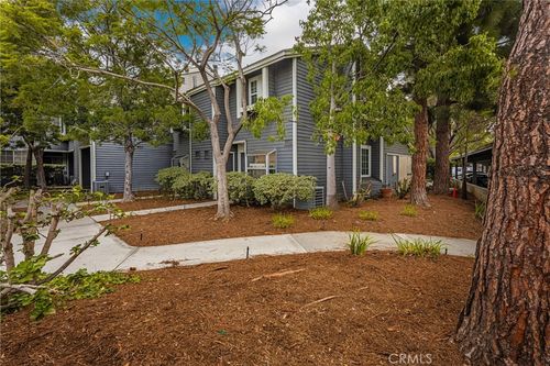 25287 Pine Creek Ln, Wilmington, CA, 90744 | Card Image