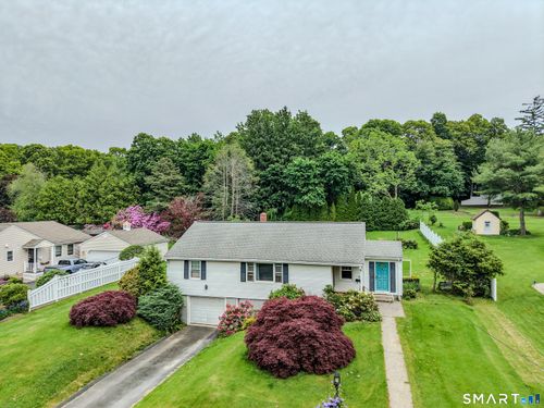 6 Fairview Avenue Ext, Ellington, CT, 06029-4170 | Card Image