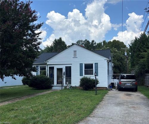 1006 W Northwood St, Greensboro, NC, 27408-8106 | Card Image
