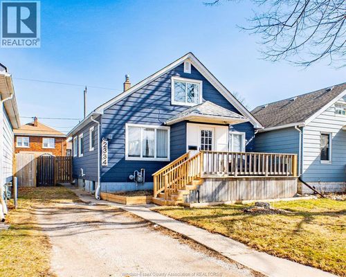 2334 Highland Ave, Windsor, ON, N8X3S5 | Card Image