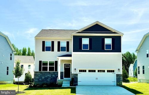 18 Country Living Rd, ELKTON, MD, 21921-5053 | Card Image