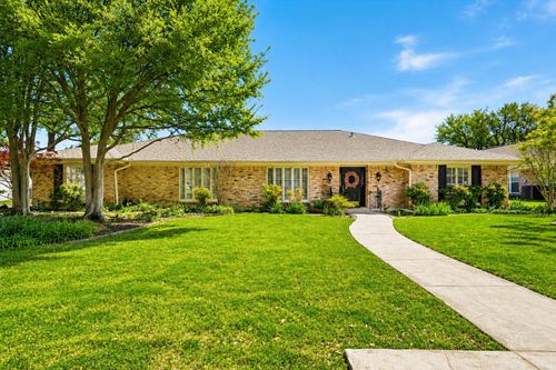 4201 Winding Way, Benbrook, TX, 76126-2219 | Card Image