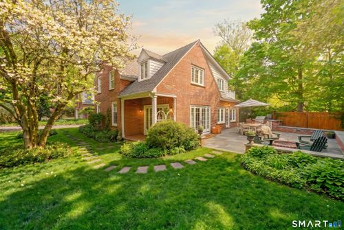5 Farnham Ct, Westport, CT, 06880-5024 | Card Image