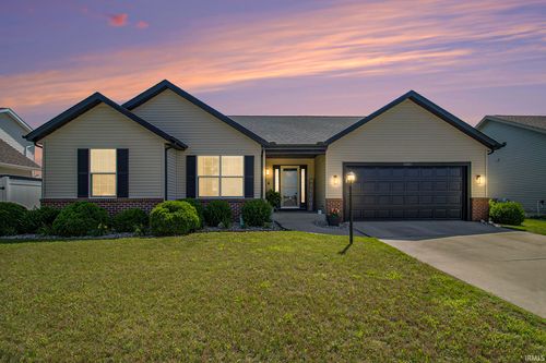 430 Eagle Pass Dr, Osceola, IN, 46561-8413 | Card Image