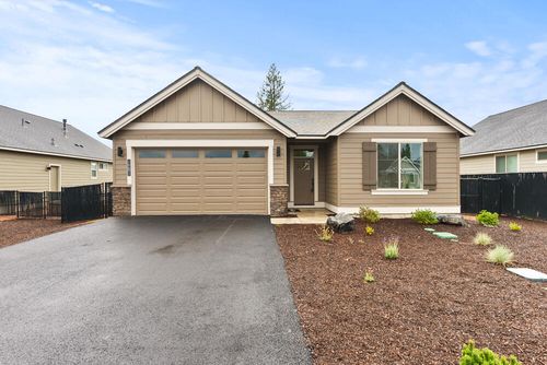 16691 Tannenhorst Dr, La Pine, OR, 97739-8710 | Card Image