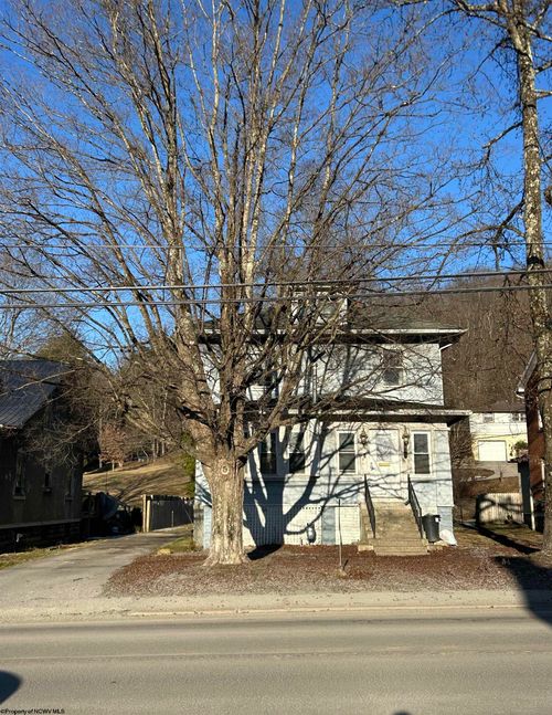 635 S Main St, Philippi, WV, 26416-1632 | Card Image