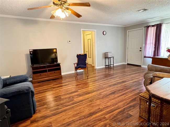 244 E Main St, House other with 2 bedrooms, 1 bathrooms and null parking in Big Cabin OK | Image 5