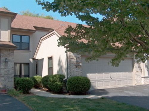 30-30 Ascot Circle, Schaumburg, IL, 60194 | Card Image