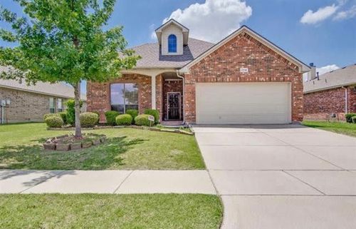 1716 Deer Crossing Dr, Arlington, TX, 76002-4316 | Card Image