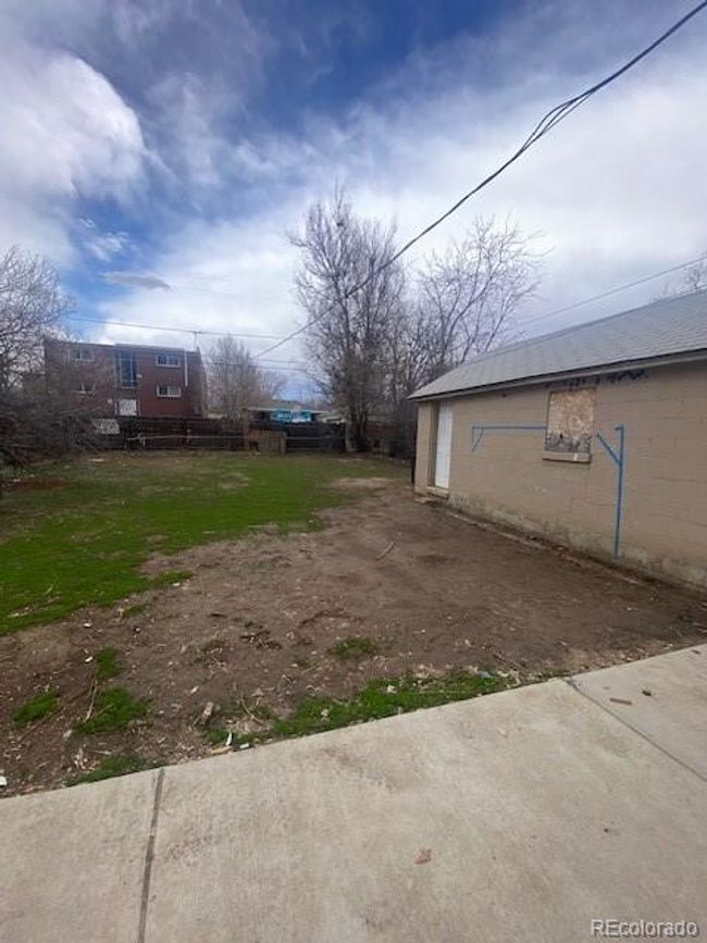 1636 Geneva St, House other with 2 bedrooms, 2 bathrooms and 1 parking in Aurora CO | Image 23